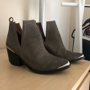 Jeffrey Campbell Hunt The Plains Booties